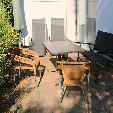 Rosenberg-siedlung 21 * Zingst